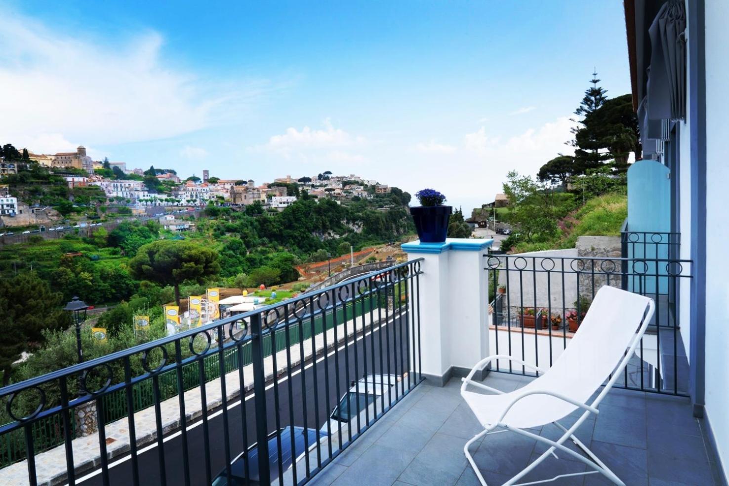 Suites In The Amalfi Coast - Guesthouse With Terrace Near Amalfi - Breathtaking View Of Ravello Scala Exterior foto